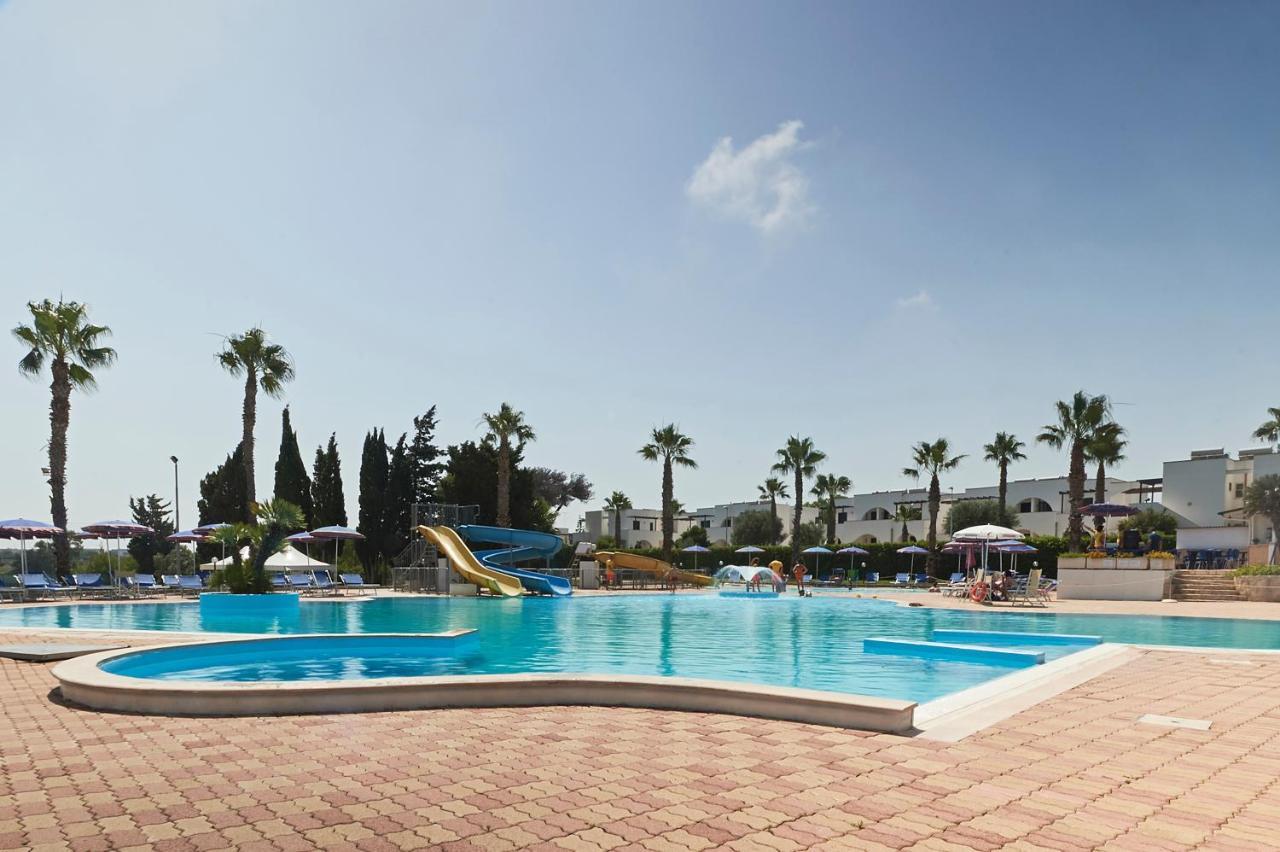 Alba Azzurra - Cdshotels Torre dell'Orso Buitenkant foto