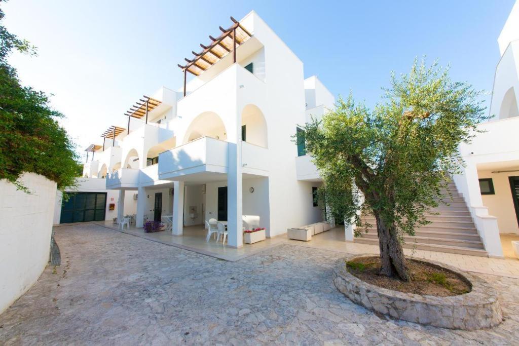 Alba Azzurra - Cdshotels Torre dell'Orso Buitenkant foto