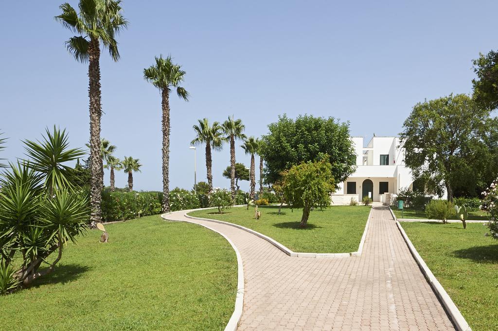 Alba Azzurra - Cdshotels Torre dell'Orso Buitenkant foto