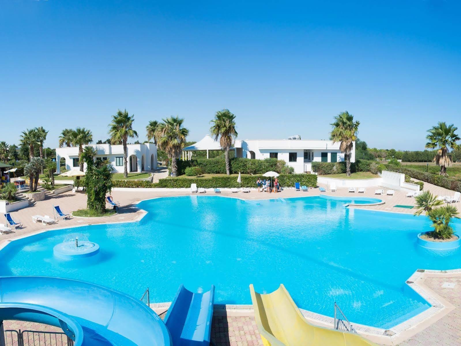 Alba Azzurra - Cdshotels Torre dell'Orso Buitenkant foto